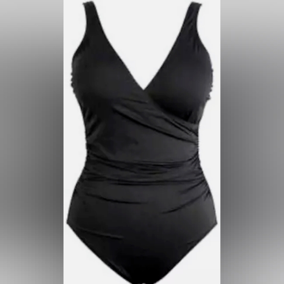 Miraclesuit One-Piece Swimsuit Tummy Control Black Size 12 - Picture 1 of 8